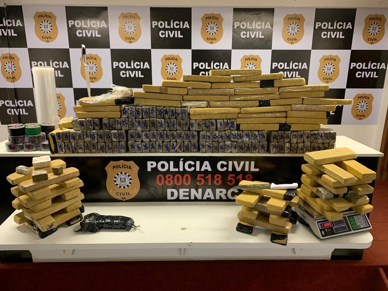 Entorpecente, j&aacute; embalados, seriam distribu&iacute;dos para locais de vendas na Zona Norte da Capital