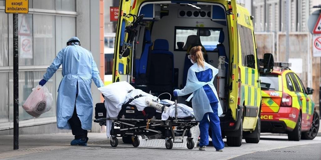 Quase 50 mil pessoas morreram por Covid-19 no Reino Unido