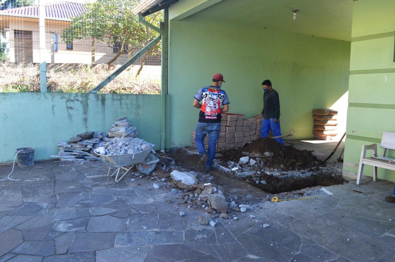A previs&atilde;o de conclus&atilde;o da obra &eacute; at&eacute; final de junho