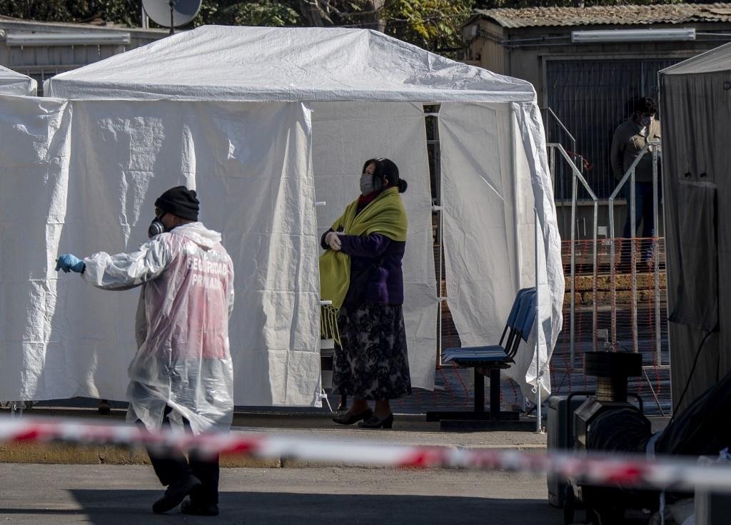 Pa&iacute;s registrou 222 mortes e 6.754 novas infec&ccedil;&otilde;es nas &uacute;ltimas 24 horas