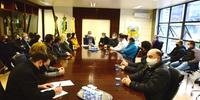 Prefeito de Caxias se reuniu com representantes de entidades e sindicatos na manhã desta segunda-feira