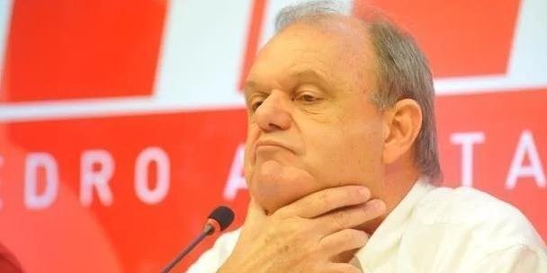Nei Breitman, afirmou que seu cliente n&atilde;o tem qualquer rela&ccedil;&atilde;o ou participa&ccedil;&atilde;o em eventuais desvios durante seu per&iacute;odo como mandat&aacute;rio no clube