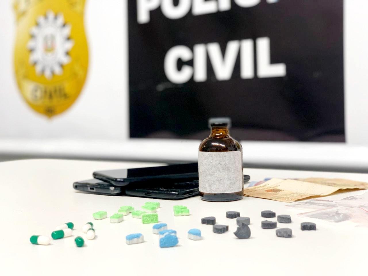 Entorpecentes estavam com traficante preso pelos agentes no bairro Guajuviras