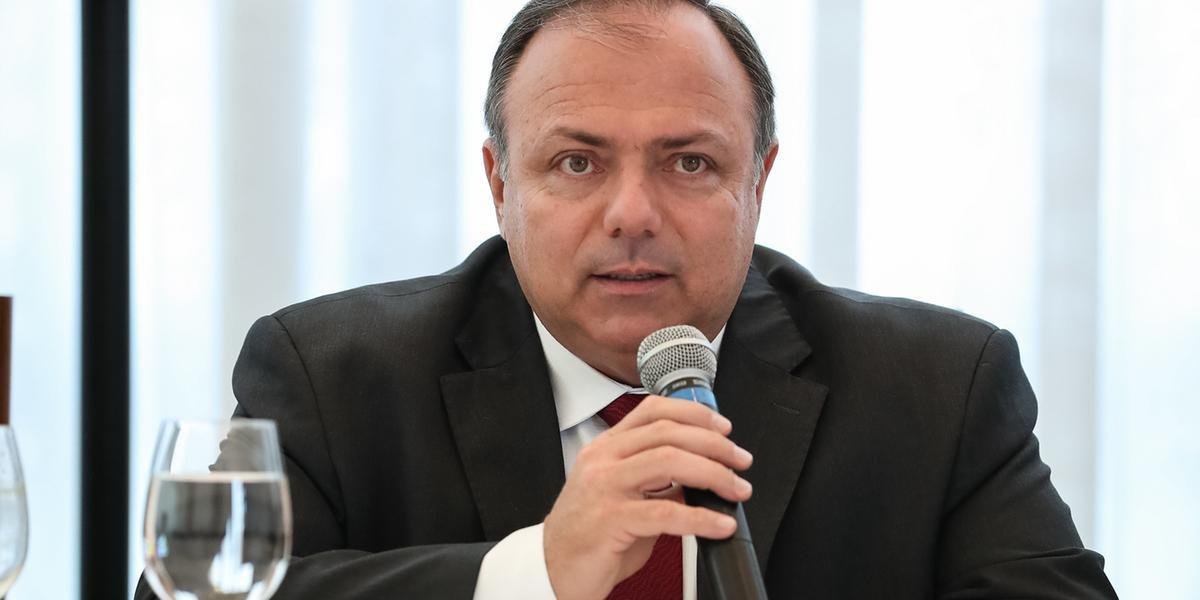 Pazuello adiou decis&atilde;o sobre verba da sa&uacute;de
