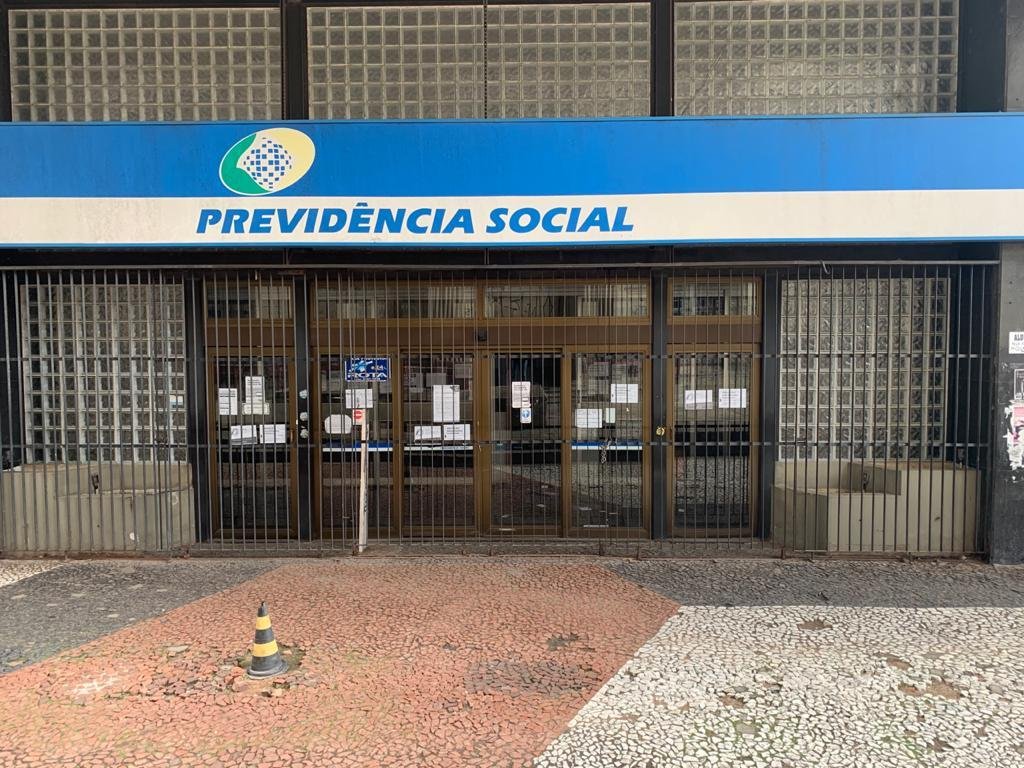Acesso ao interior das ag&ecirc;ncias ser&aacute; controlado e ficar&aacute; restrito a servidores e usu&aacute;rios com agendamento pr&eacute;vio