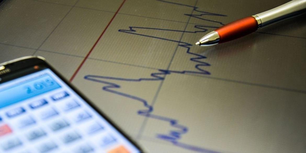 Proje&ccedil;&otilde;es indicam queda de mais de 9% no PIB do pa&iacute;s