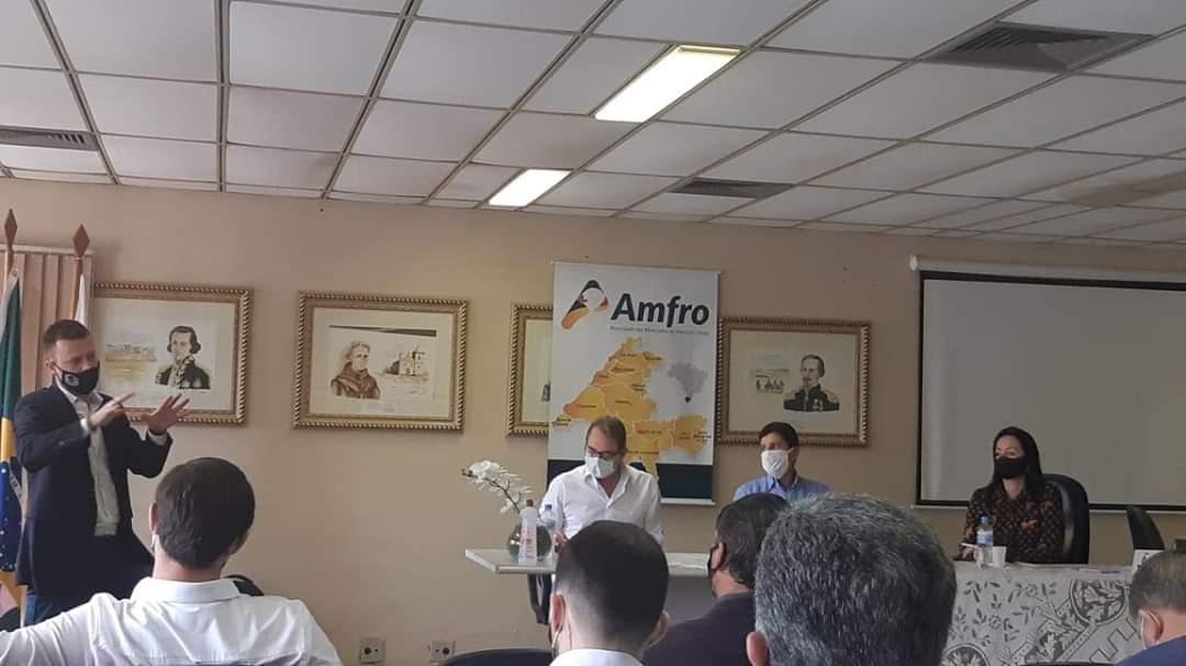 Reuni&atilde;o ocorreu na tarde desta qaurta-feira