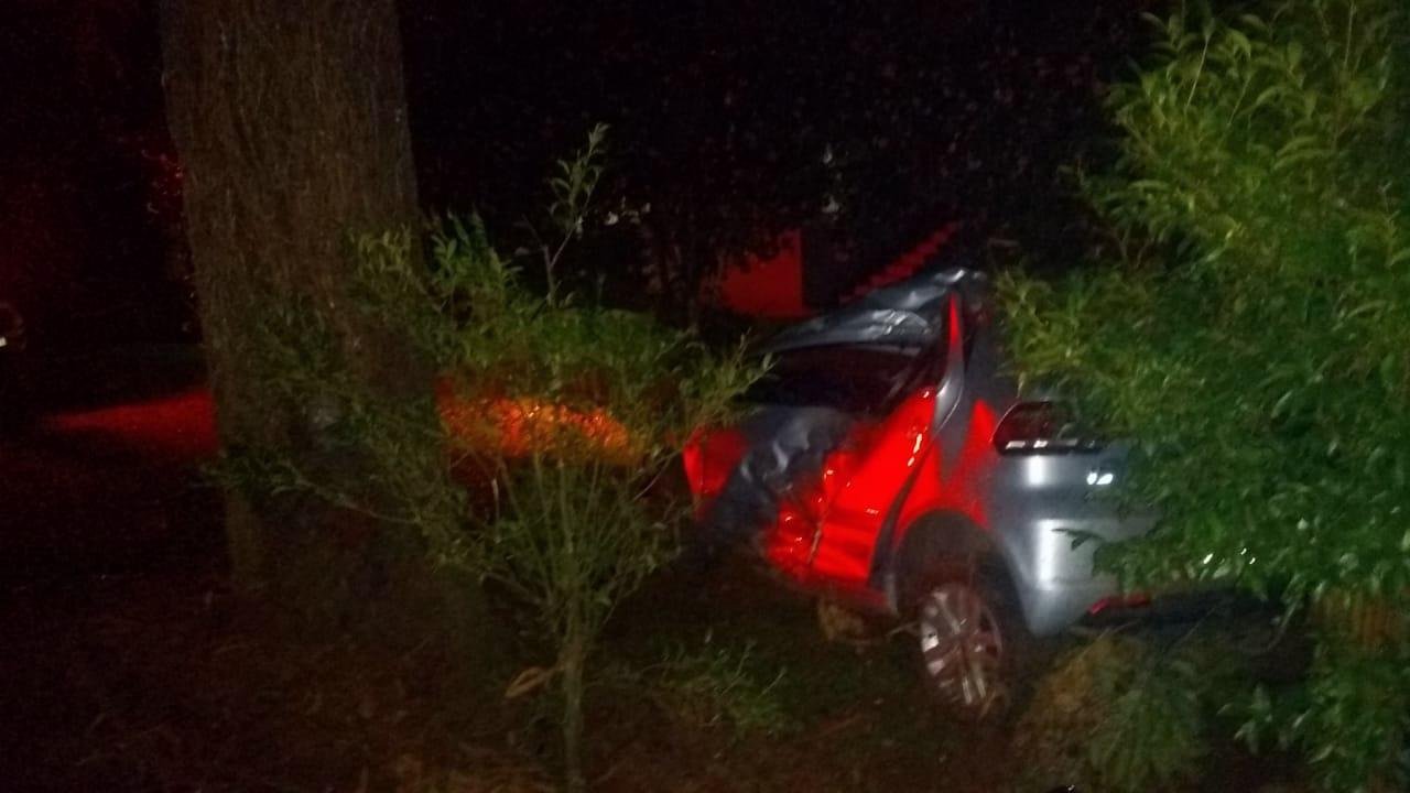 Motorista, um jovem de 27 anos, morador de Nova Ara&ccedil;&aacute;, morreu no local