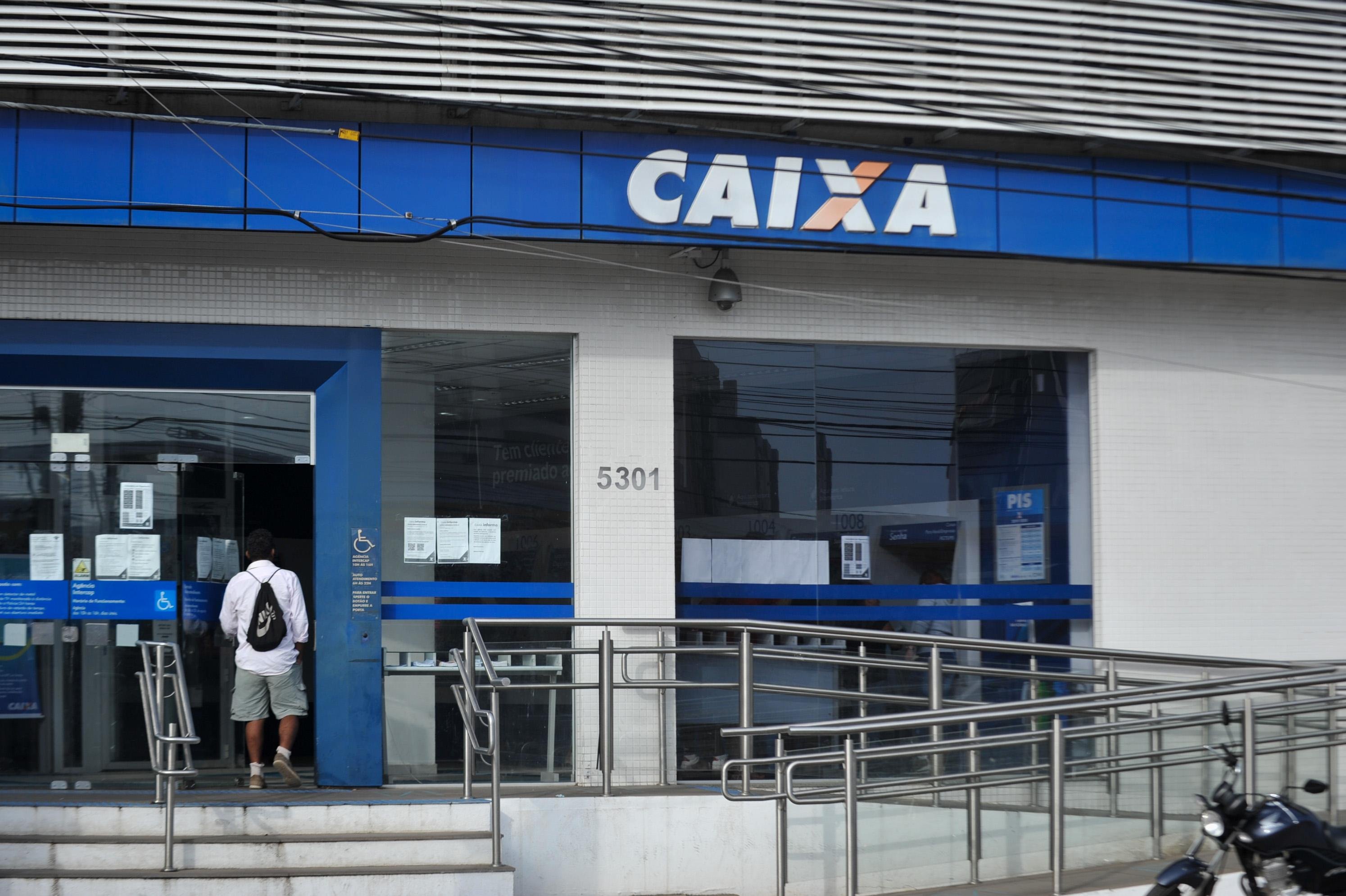 Banco resiste &agrave; mudan&ccedil;a num momento em que seu caixa j&aacute; est&aacute; pressionado pelas medidas adotadas na crise