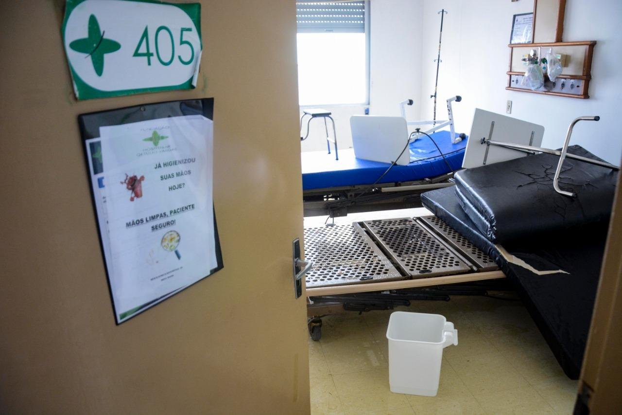 Estima-se um custo entre R$ 20 e 30 mil para recuperar as instala&ccedil;&otilde;es danificadas pela tempestade