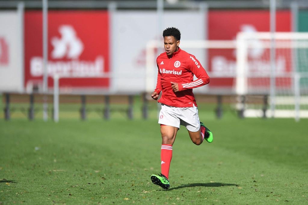 Matheus Jussa j&aacute; est&aacute; treinando no Ct do Parque Gigante