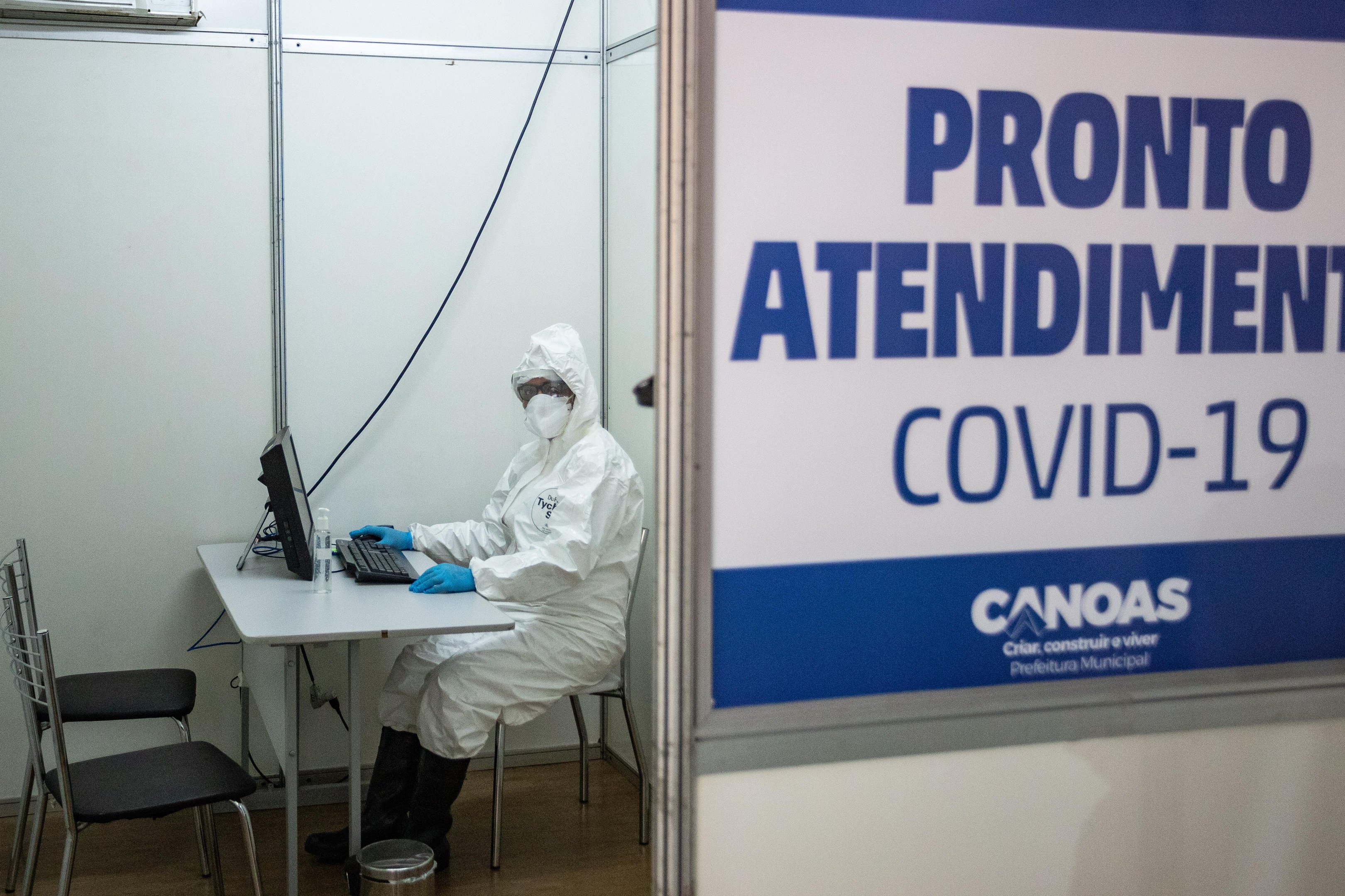 Os hospitais municipais de campanha triplicaram a m&eacute;dia de pacientes acolhidos por dia
