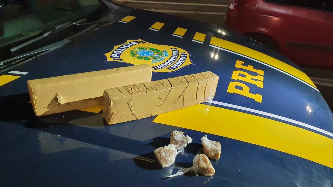 Entorpecentes foram buscados em Porto Alegre e estavam sendo levados para Triunfo