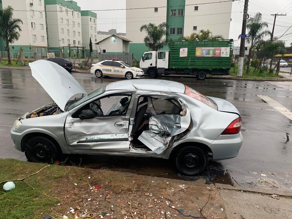 Ocorr&ecirc;ncia mobilizou Brigada Militar, EPTC, Samu e 1&ordm; Batalh&atilde;o de Bombeiros Militar