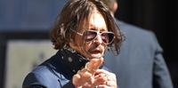 Johnny Depp levou tabloide 