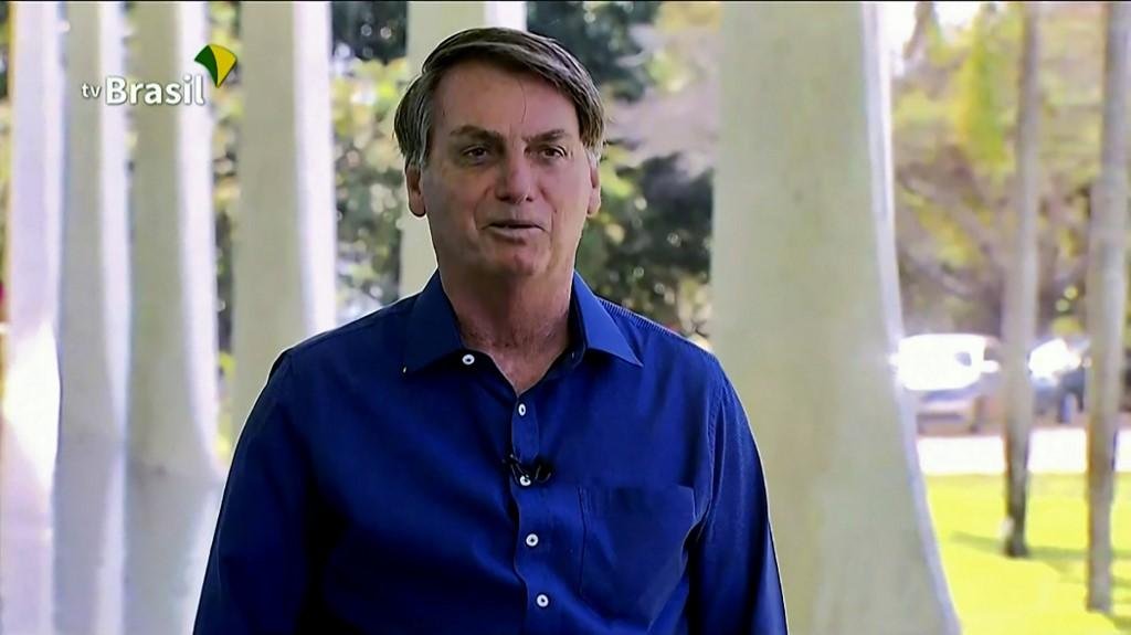 Presidente anunciou nesta ter&ccedil;a-feira que est&aacute; com Covid-19