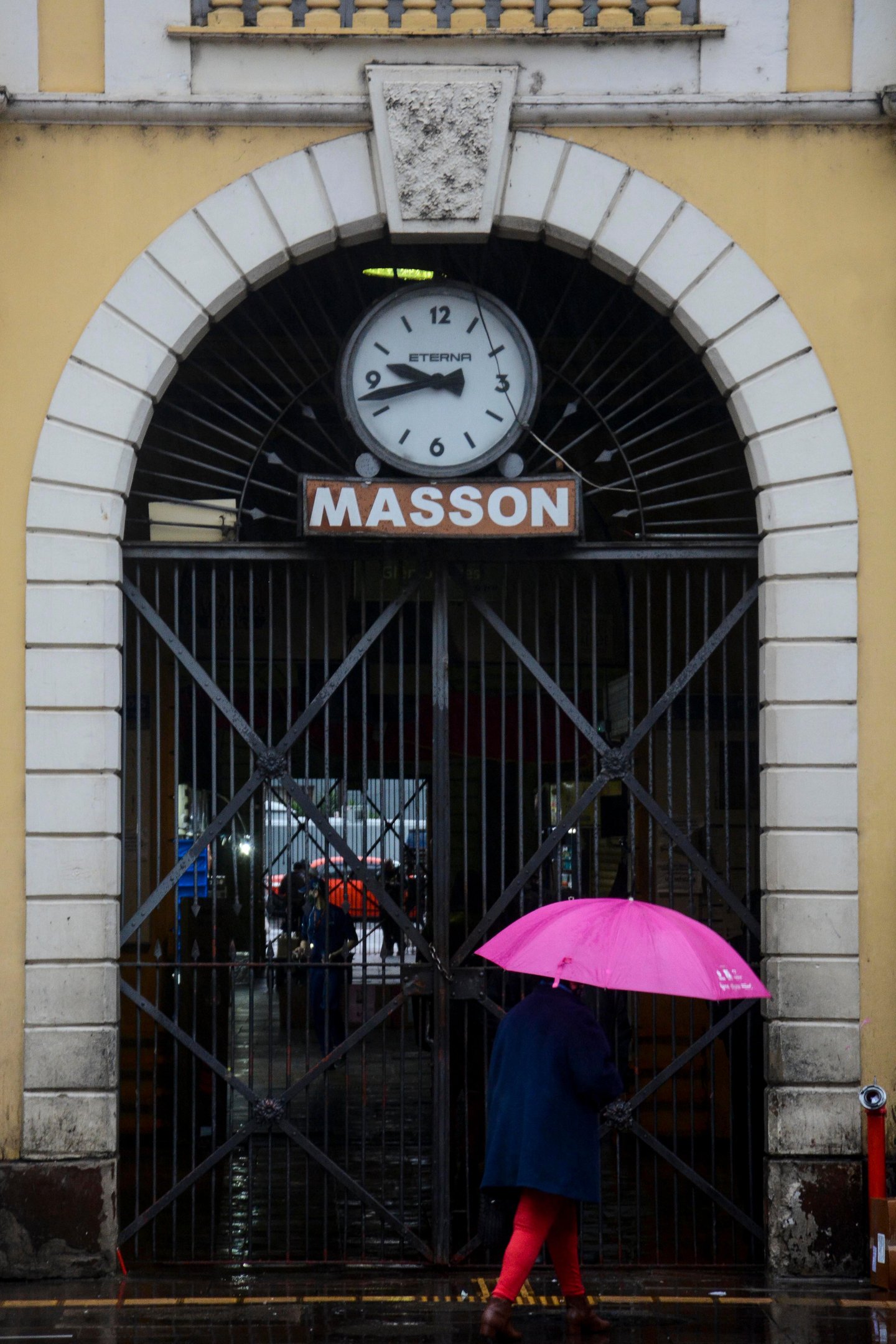Mercado P&uacute;blico foi fechado em Porto Alegre