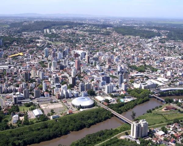 Decreto &eacute; alterado devido ao aumento significativo do n&uacute;mero de casos de coronav&iacute;rus no munic&iacute;pio
