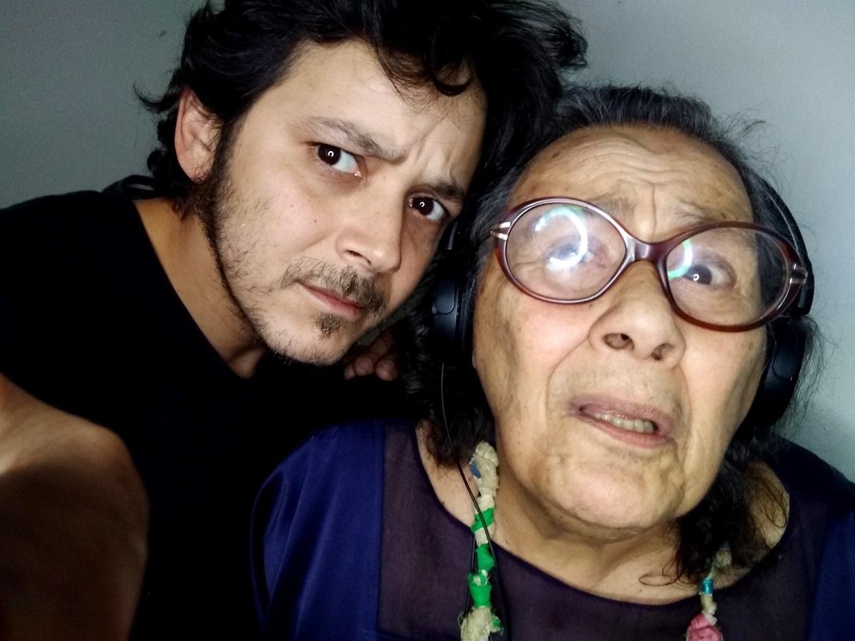 Admar Fernandes e sua m&atilde;e, Teuda Barra, participam de &ldquo;Queria Teatro&rdquo;,