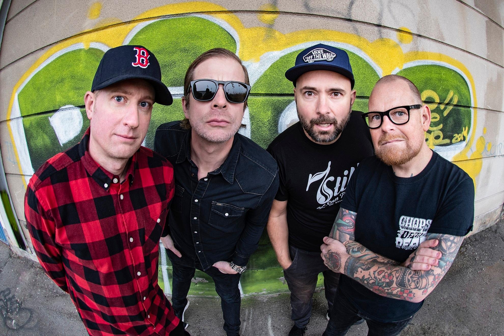 Quarteto sueco Millencolin est&aacute; na estrada desde 1992