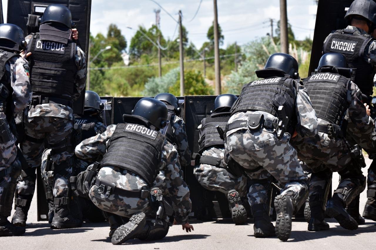 Tropa &eacute; composta por 110 policiais militares altamente treinados, divididos em quatro pelot&otilde;es, com 13 viaturas