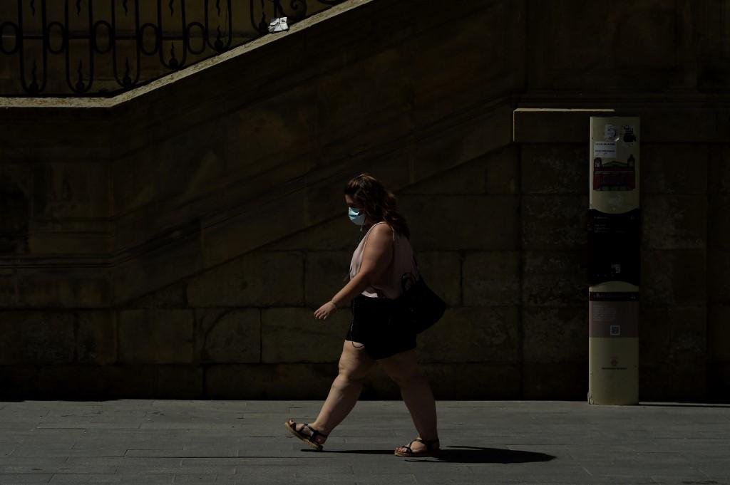 Na Espanha, cerca de 160.000 habitantes de L&eacute;rida e dos munic&iacute;pios vizinhos desta regi&atilde;o da Catalunha voltaram ao confinamento em 15 de julho