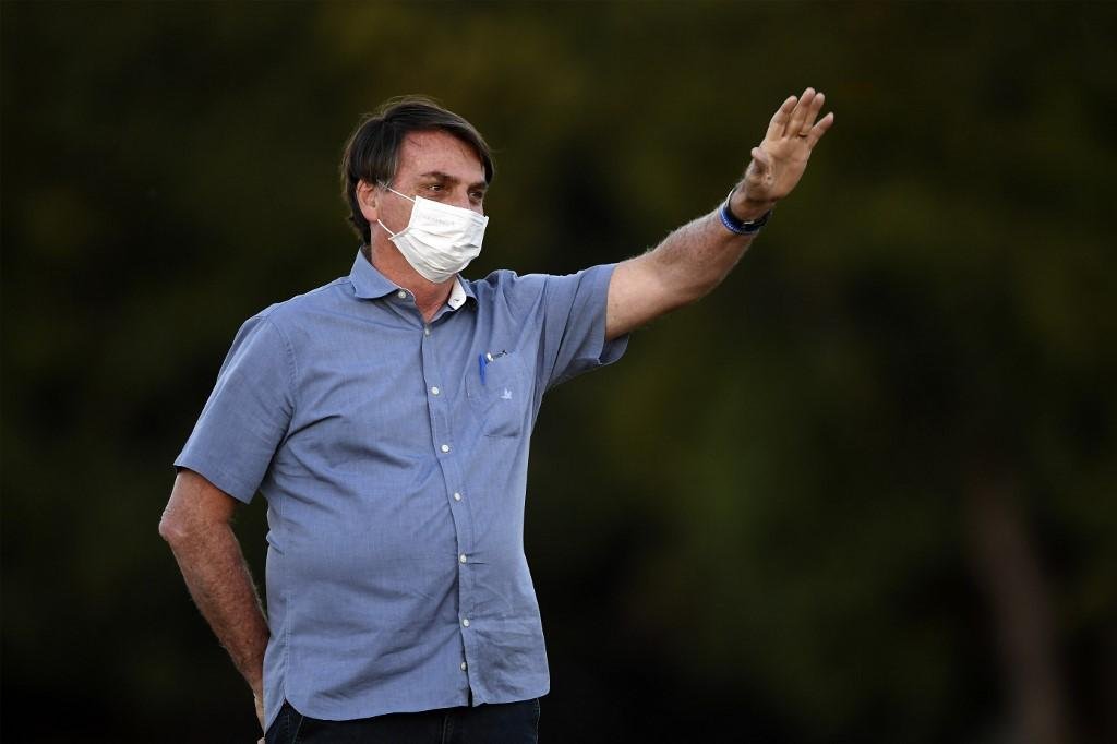O resultado do exame do presidente Jair Bolsonaro, de 65 anos, deu positivo para a Covid-19, no in&iacute;cio de julho