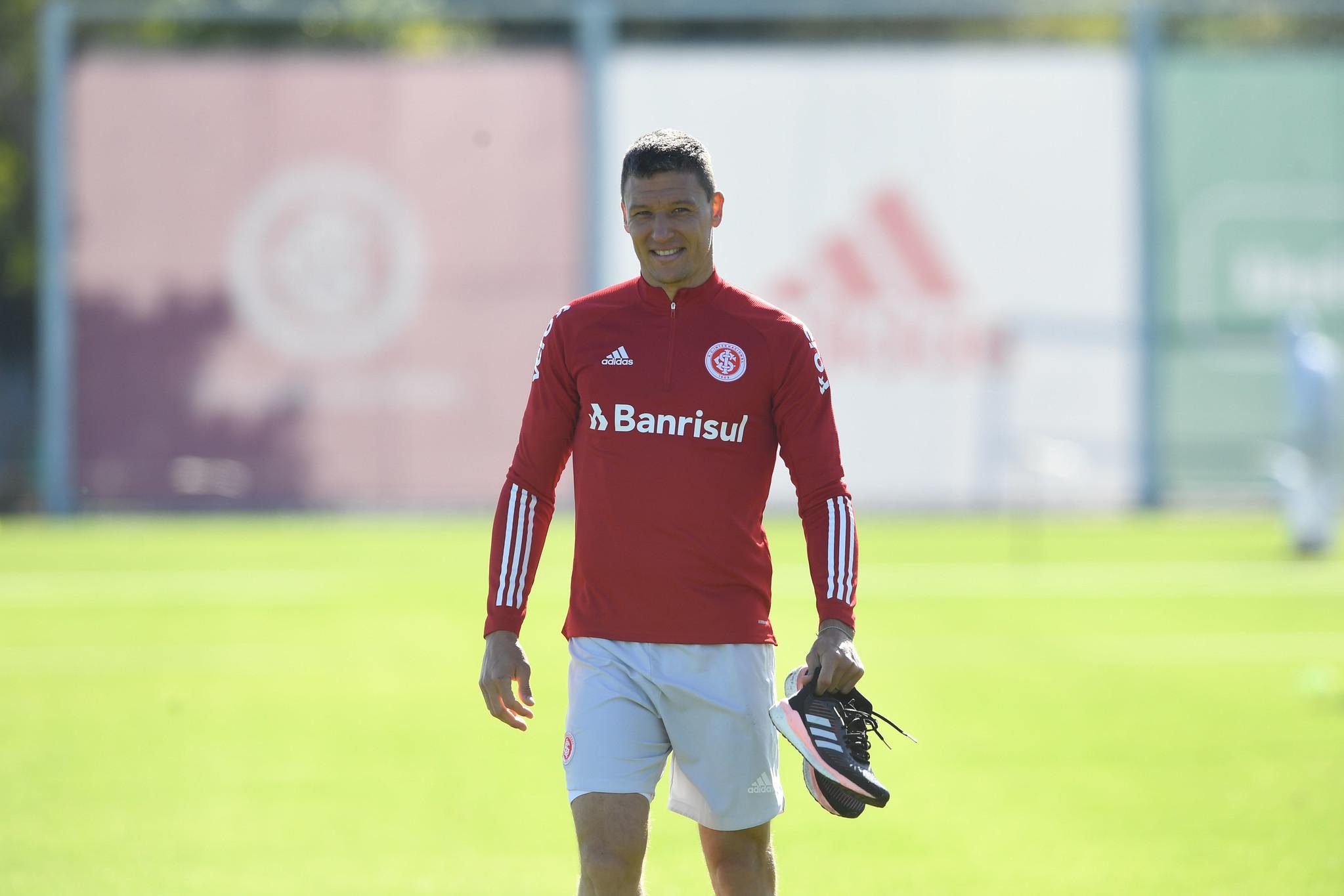 Jogador afirmou estar ansioso para voltar aos gramados
