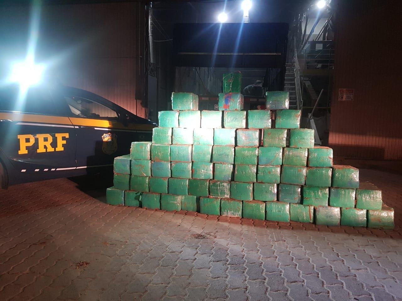 Droga tinha como destino a cidade de Port&atilde;o