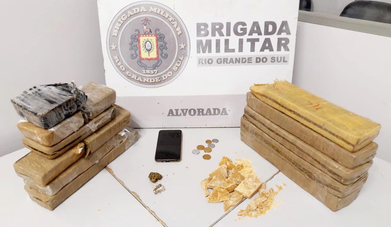 Traficante foi preso em flagrante com os entorpecentes carregados em uma mochila