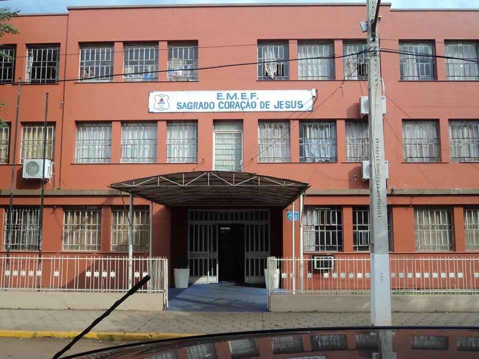 Foram suspensos o Festival de Bandas Escolares, a Feira Municipal de Ci&ecirc;ncias e os Jogos de Integra&ccedil;&atilde;o Municipal