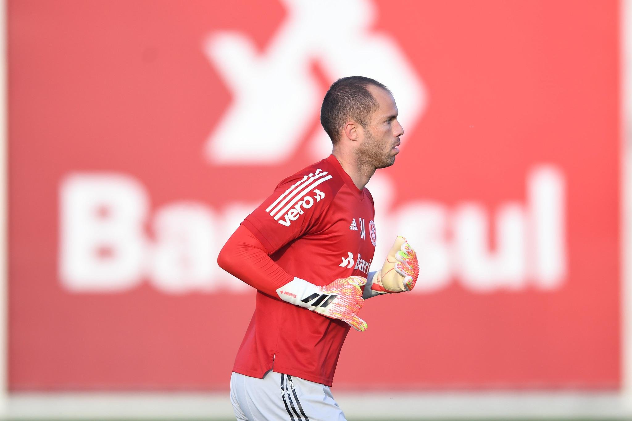 Marcelo Lomba quer inter concentrado para o cl&aacute;ssico Gre-Nal