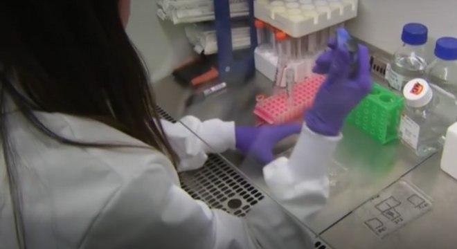 Pesquisadores destacam que o exame de sangue n&atilde;o permite prever se algu&eacute;m vai desenvolver c&acirc;ncer