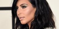 Kim Kardashian explicou a situação do marido em uma rede social.
