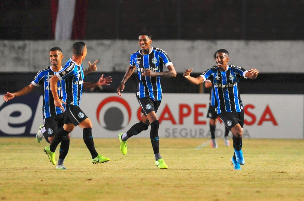 Gr&ecirc;mio venceu Gre-Nal no Centen&aacute;rio por 1 a 0, com gol de Jean Pyerre