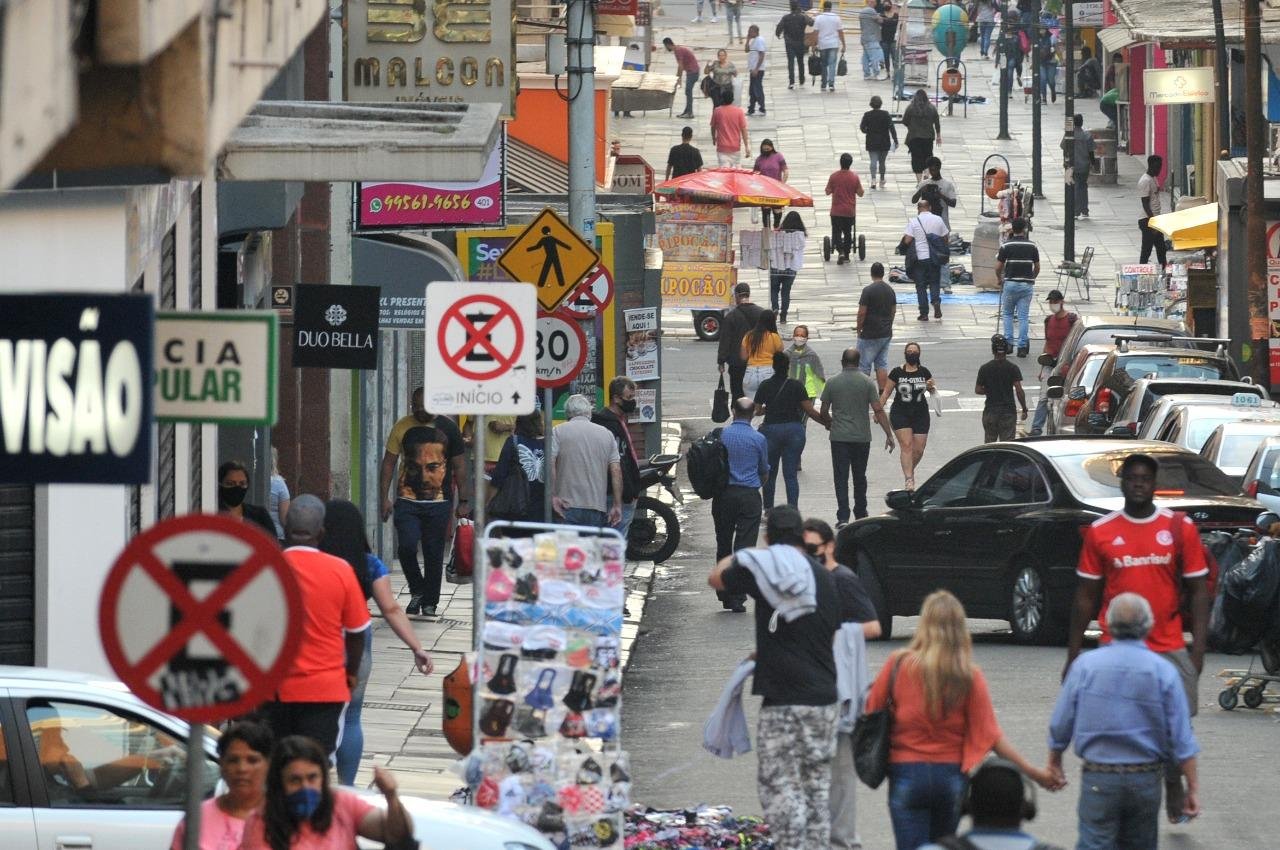 Tr&ecirc;s aspectos foram levados em conta para tra&ccedil;ar o impacto econ&ocirc;mico da pandemia no estado.