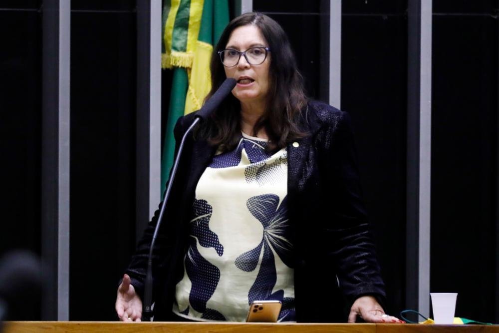 Deputada &eacute; uma das mais ferrenhas apoiadoras de Bolsonaro