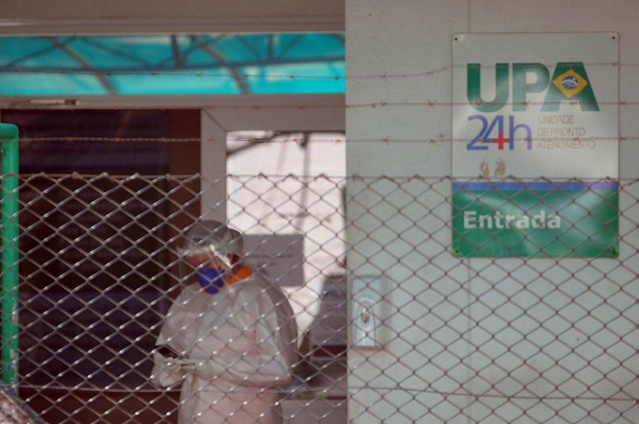 Ainda na Capital, a UPA Moacyr Scliar localizada, na Zona Norte da cidade, informou que estava com superlota&ccedil;&atilde;o no final de semana