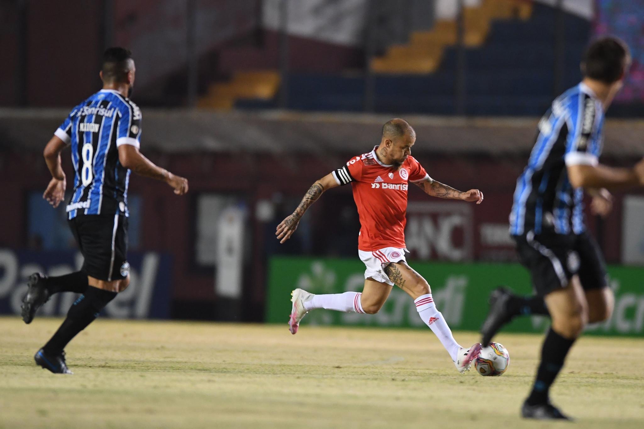 D'Alessandro deve ser julgado com Coudet por incidentes no cl&aacute;ssico