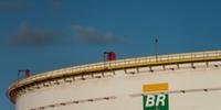 Petrobras anuncia redução média de 4% no preço da gasolina nas refinarias