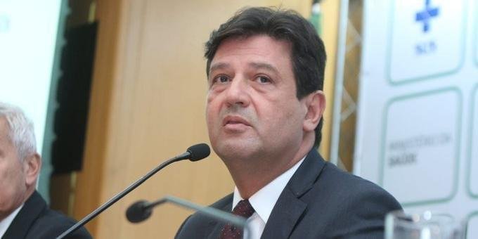 Mandetta considera que atitudes de Bolsonaro visam elei&ccedil;&otilde;es em 2022