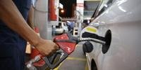 O custo médio para o consumidor final do diesel, combustível mais utilizado no Brasil, encerrou a semana em R$ 3,322 por litro