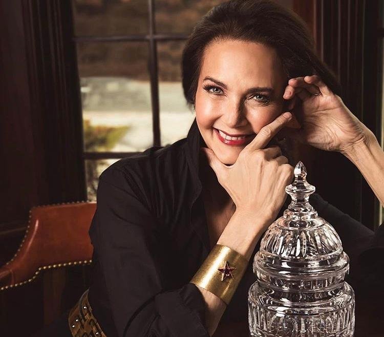 Lynda Carter, a Mulher Maravilha