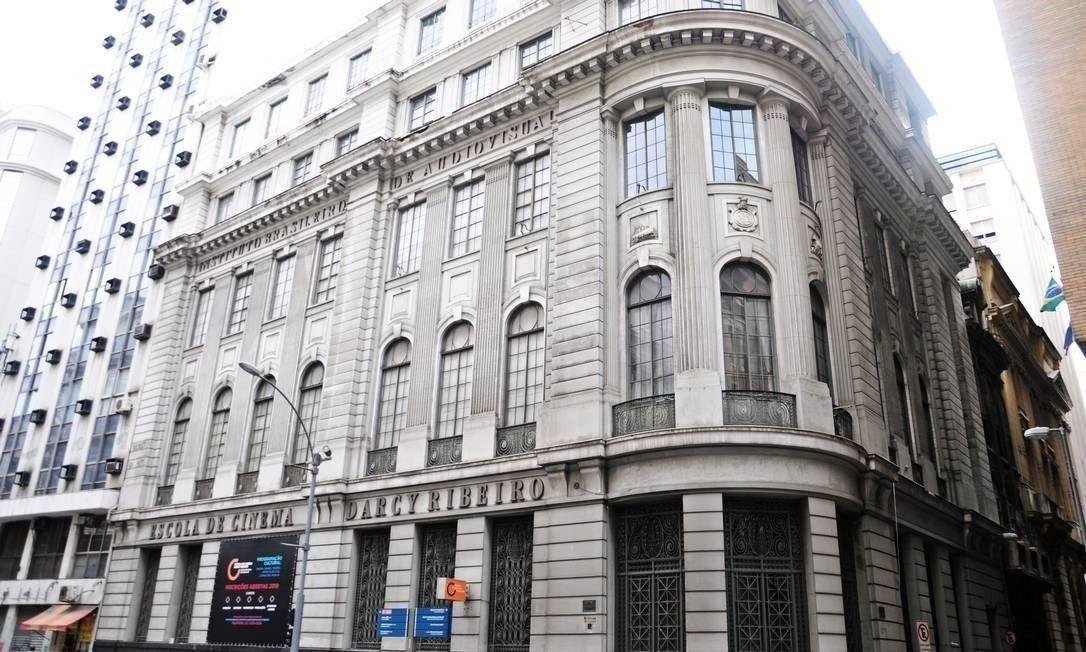 Escola de Cinema Darcy Ribeiro est&aacute; prestes a ser despejada de sua sede, no Centro do Rio