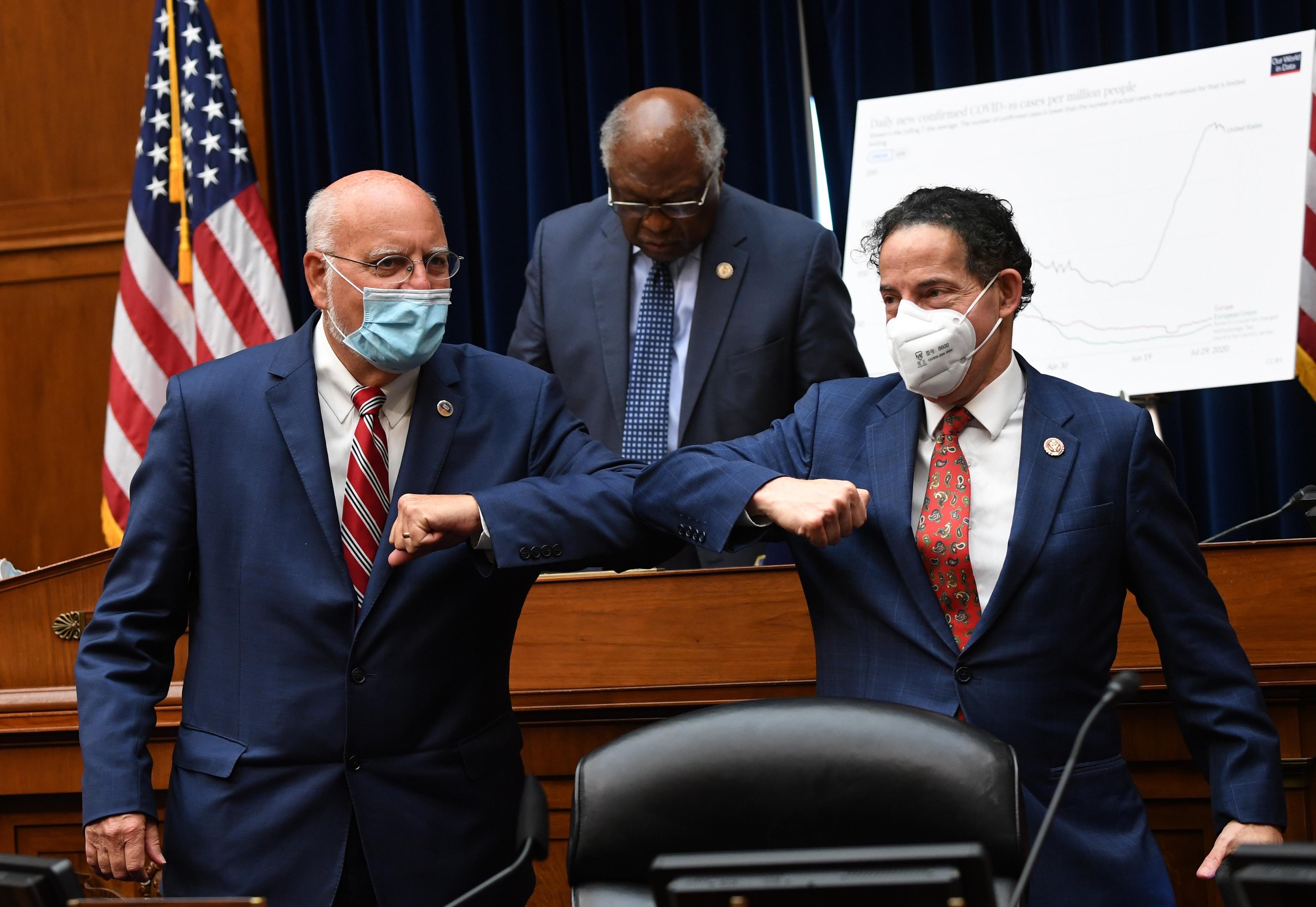 OMS diz que os Estados Unidos "podem reverter" o quadro atual de intensa transmiss&atilde;o do v&iacute;rus em alguns estados