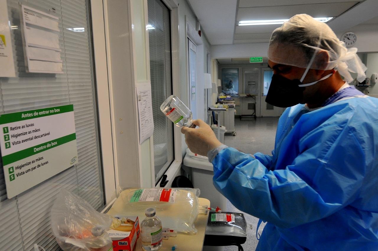 A taxa de gera&ccedil;&atilde;o de res&iacute;duos de servi&ccedil;os de sa&uacute;de (RSS) por leito hospitalar &eacute;, em m&eacute;dia, 1,5 quilos por paciente por dia