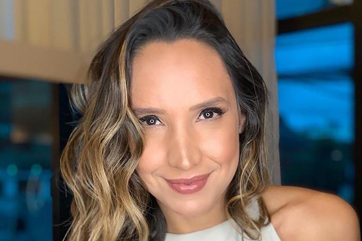 Agenda cênica destaca bate-papo com diretora Maria Maya