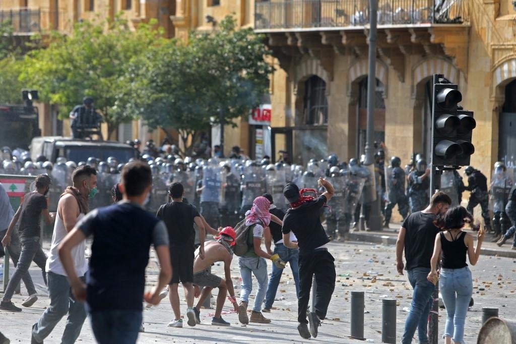 Agentes de seguran&ccedil;a dispersaram a manifesta&ccedil;&atilde;o usando bomba de g&aacute;s lacrimog&ecirc;neo neste s&aacute;bado