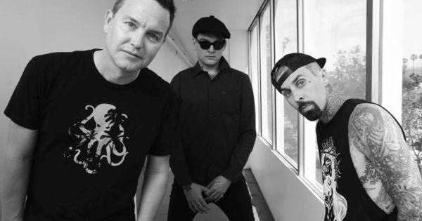 Blink-182 lan&ccedil;ou uma nova m&uacute;sica nas redes