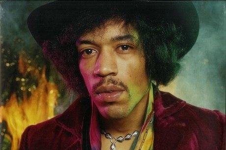 Jimi Hendrix ainda &eacute; um &iacute;cone da guitarra mundial